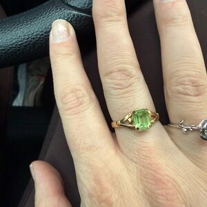 Vintage 1920s Peridot Gold Ring